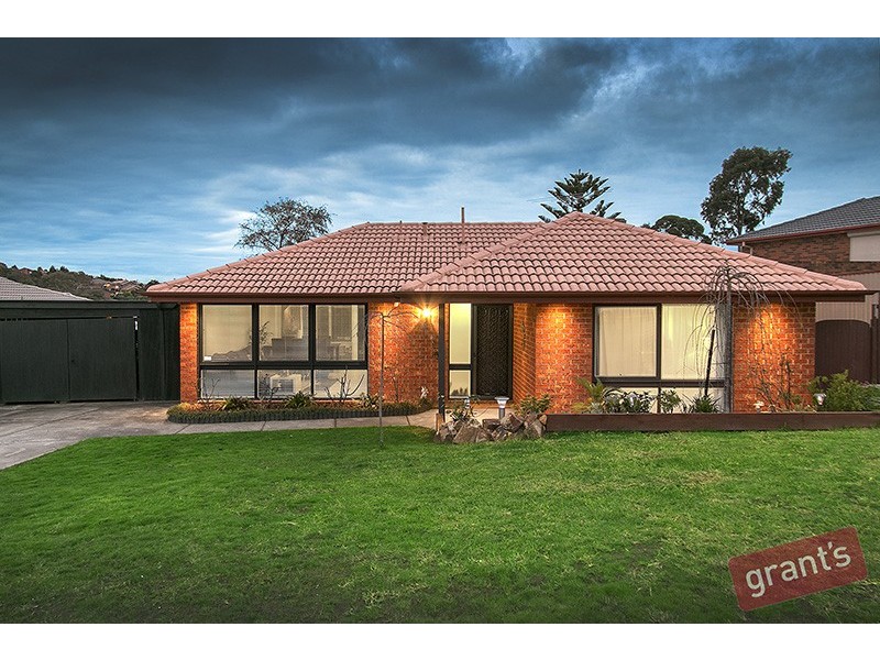 6 Ponto Court, Endeavour Hills VIC 3802