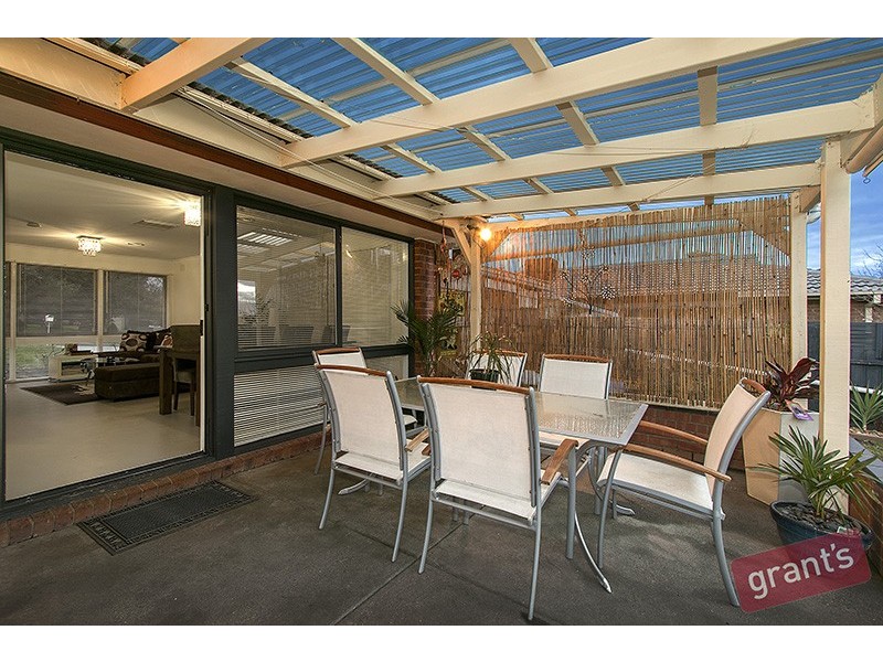 6 Ponto Court, Endeavour Hills VIC 3802