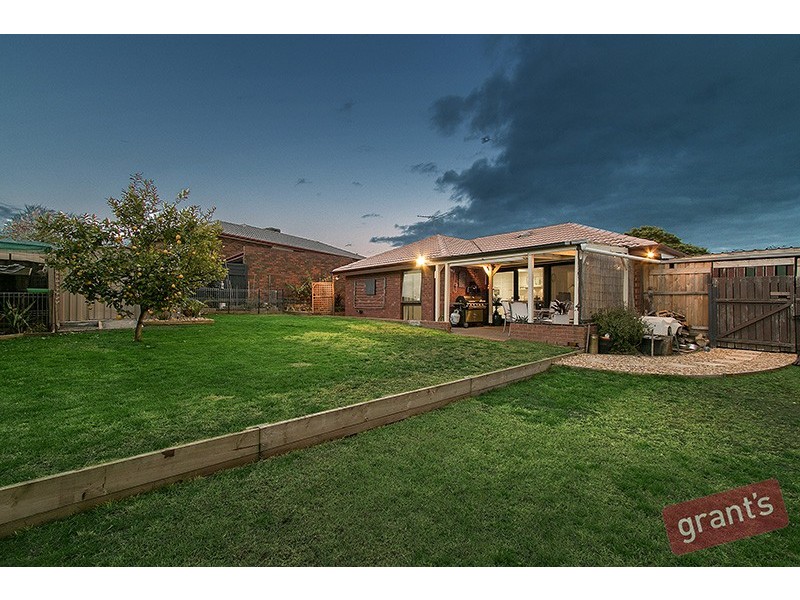 6 Ponto Court, Endeavour Hills VIC 3802