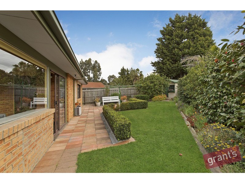 10 Basil Close, Hallam VIC 3803