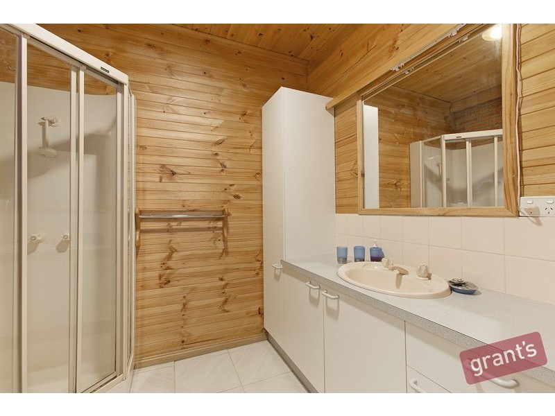 10 Basil Close, Hallam VIC 3803