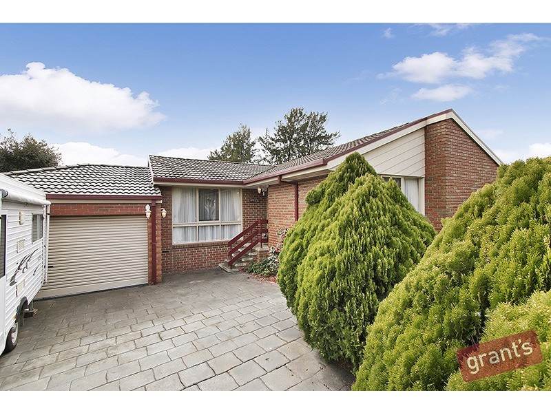 5 Benson Court, Narre Warren VIC 3805