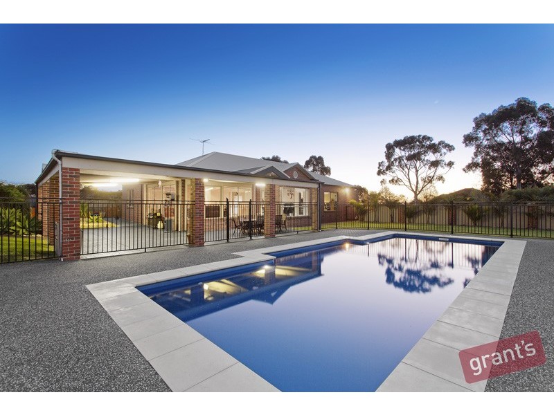 1 Arnott Place, Narre Warren North VIC 3804