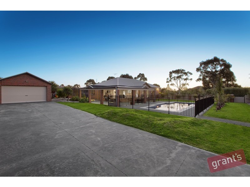 1 Arnott Place, Narre Warren North VIC 3804