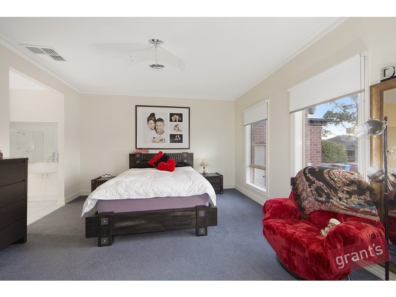 1 Arnott Place, Narre Warren North VIC 3804