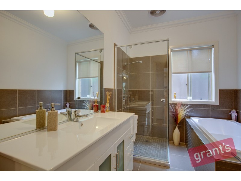 17 Seattle Square, Narre Warren VIC 3805