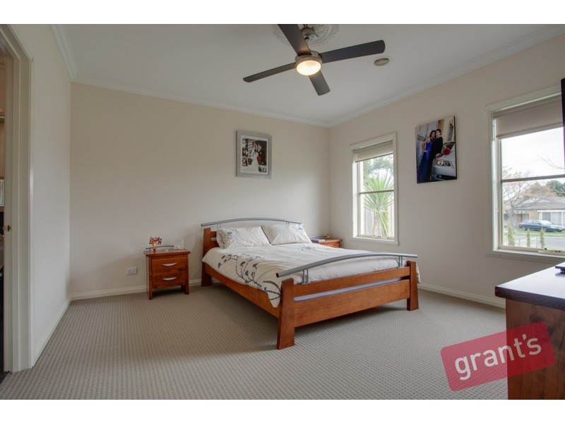 17 Seattle Square, Narre Warren VIC 3805