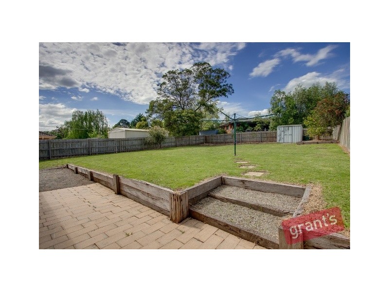 4 Garnet Close, Narre Warren VIC 3805