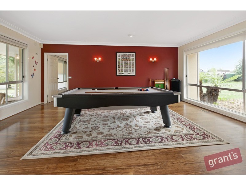 5 Grantchester Road, Narre Warren North VIC 3804