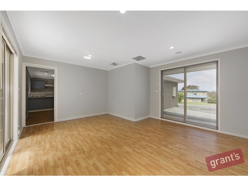 76 Fleetwood Drive, Narre Warren VIC 3805