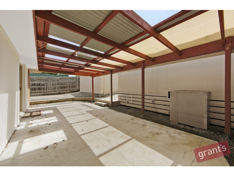 76 Fleetwood Drive, Narre Warren VIC 3805