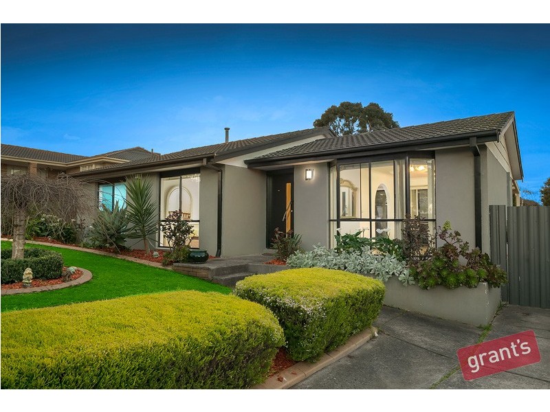 18 Poorinda Rise, Narre Warren VIC 3805