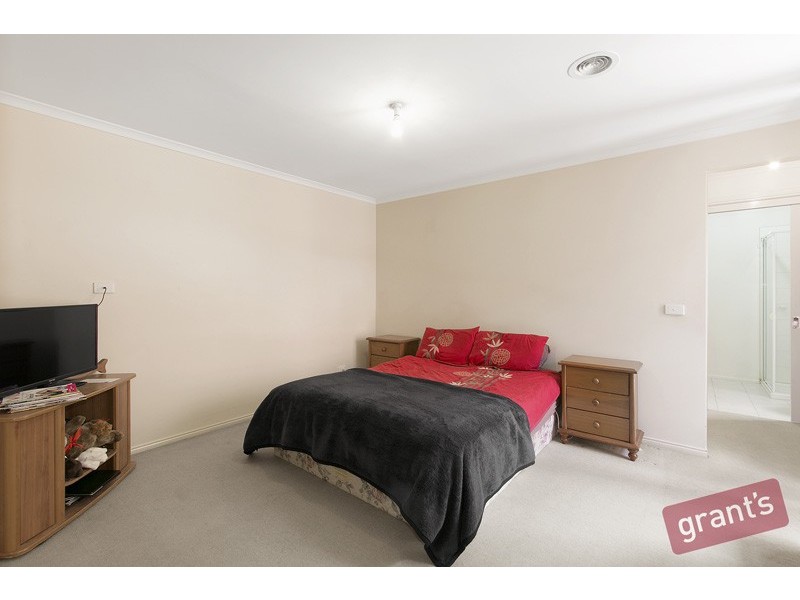 14 Burlington Chase, Hampton Park VIC 3976