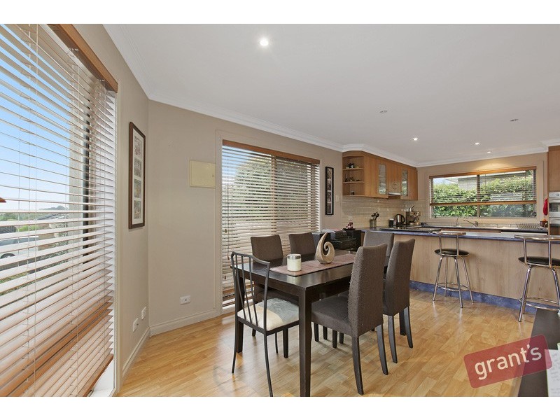 1/13 Sugar Gum Court, Narre Warren South VIC 3805