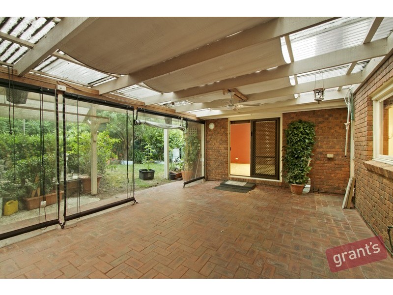 5 Nioka Court, Endeavour Hills VIC 3802