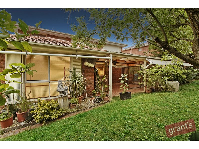 5 Nioka Court, Endeavour Hills VIC 3802