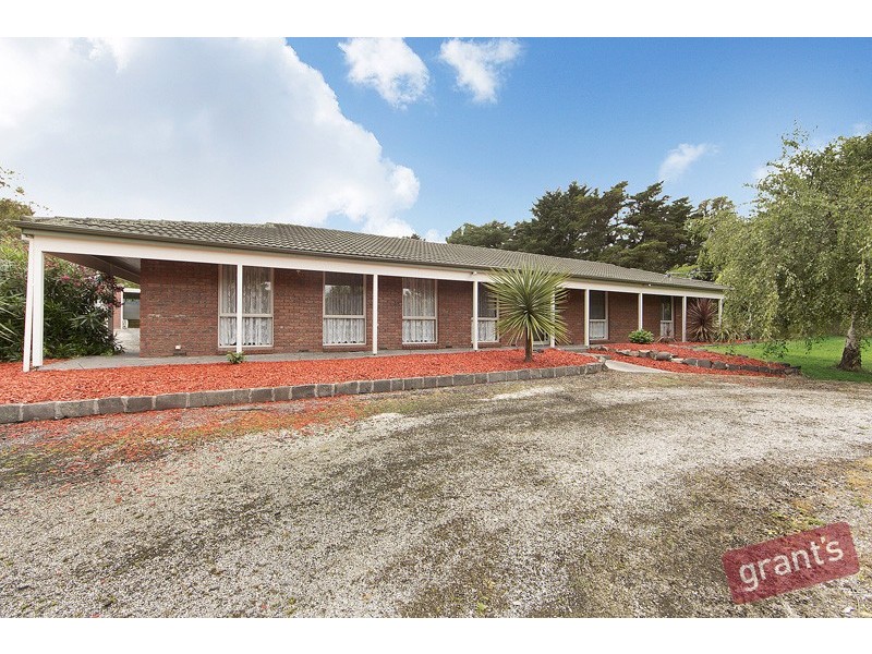 15 McKenzie Lane, Narre Warren North VIC 3804