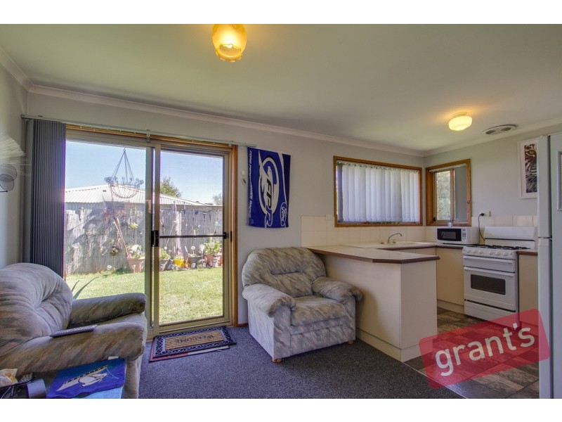 2/37 Broderick Road, Carrum Downs VIC 3201