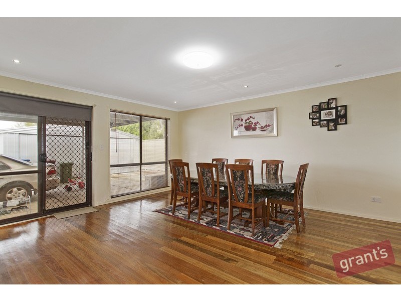 5 Cardamon Drive, Hallam VIC 3803