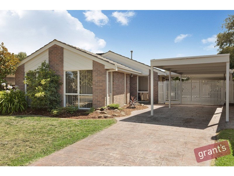 35 Kellett Street, Cranbourne North VIC 3977