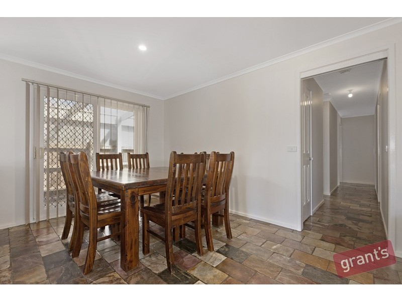 35 Kellett Street, Cranbourne North VIC 3977
