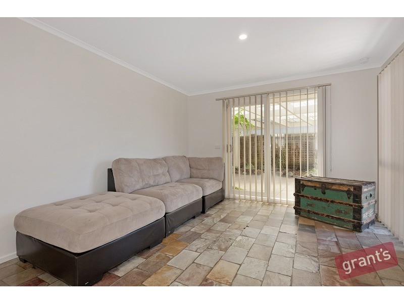 35 Kellett Street, Cranbourne North VIC 3977