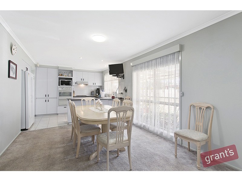 22 Dewpoint Crescent, Hampton Park VIC 3976