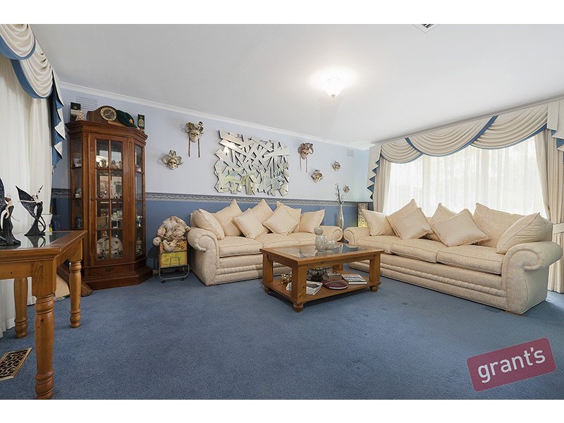 12 Cristata Avenue, Endeavour Hills VIC 3802