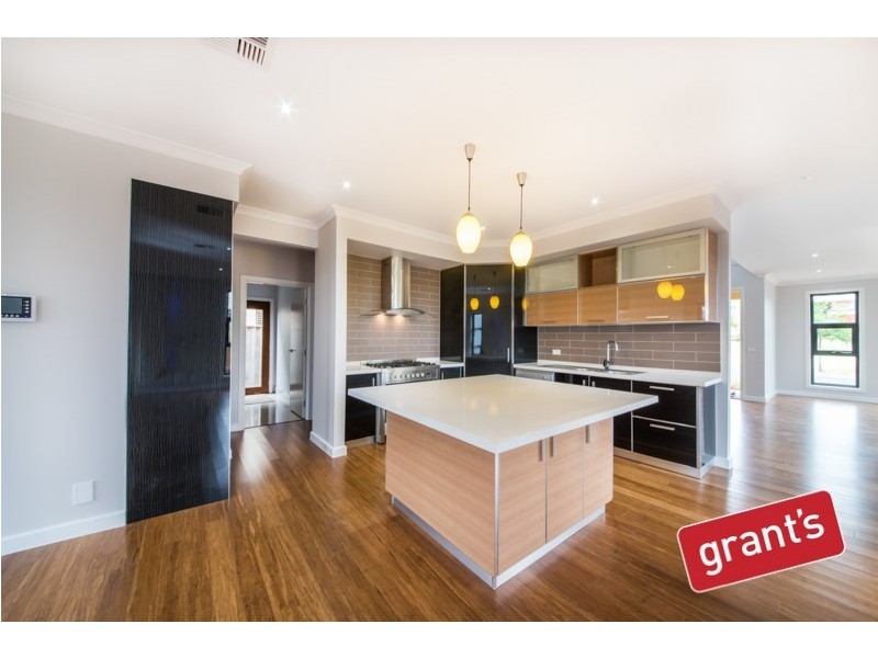 20 Nature Avenue, Officer VIC 3809