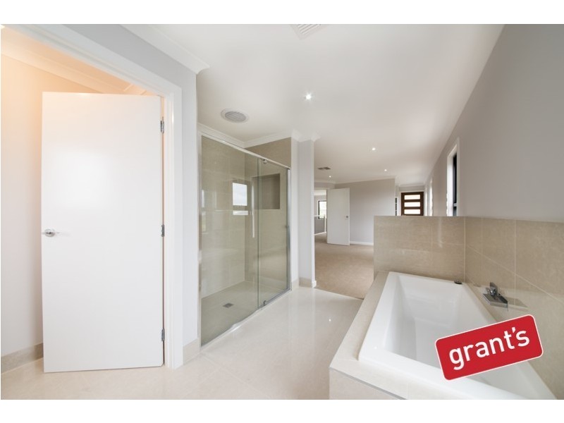 20 Nature Avenue, Officer VIC 3809