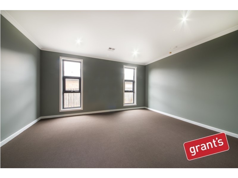 20 Nature Avenue, Officer VIC 3809