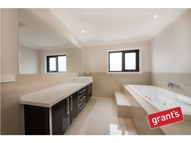 20 Nature Avenue, Officer VIC 3809