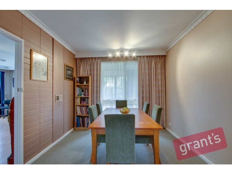 4 Hollydene Court, Narre Warren VIC 3805