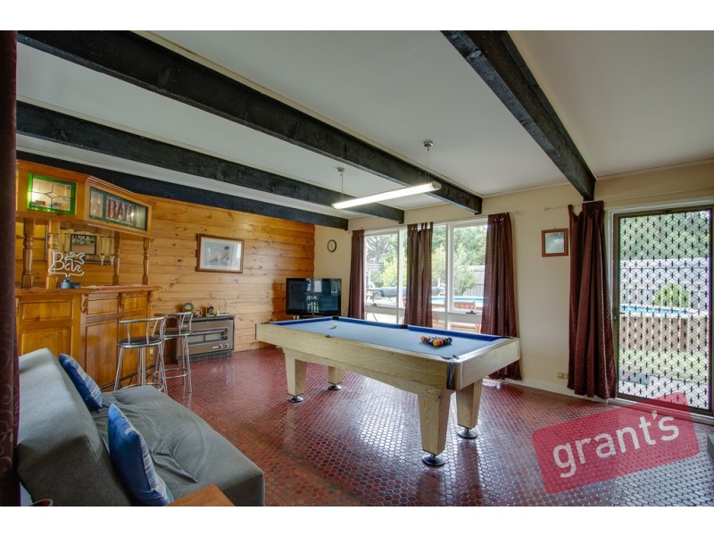 4 Hollydene Court, Narre Warren VIC 3805