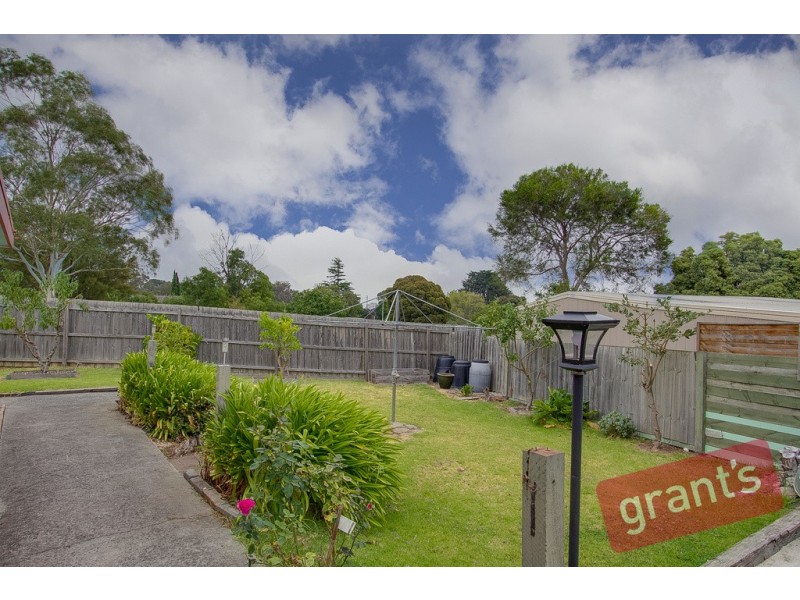 4 Hollydene Court, Narre Warren VIC 3805