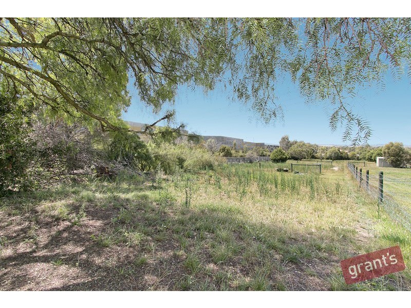 63 George Chudleigh Drive, Hallam VIC 3803