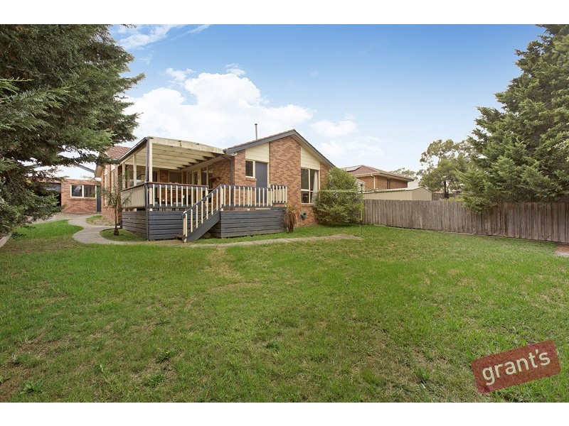 37 Pentland Drive, Narre Warren VIC 3805