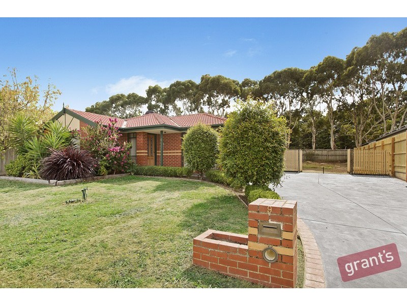 9 Daisy Court, Narre Warren South VIC 3805