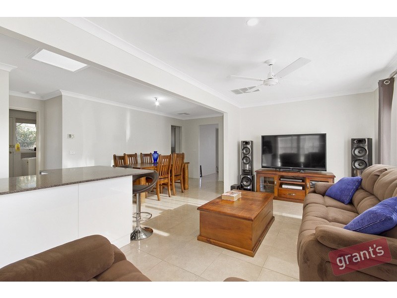 139 Warana Drive, Hampton Park VIC 3976