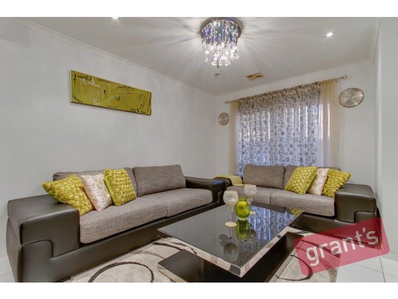 6 Wattlebird Court, Narre Warren VIC 3805