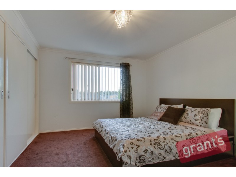 6 Wattlebird Court, Narre Warren VIC 3805