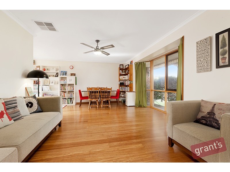 14 Tamarisk Road, Narre Warren VIC 3805