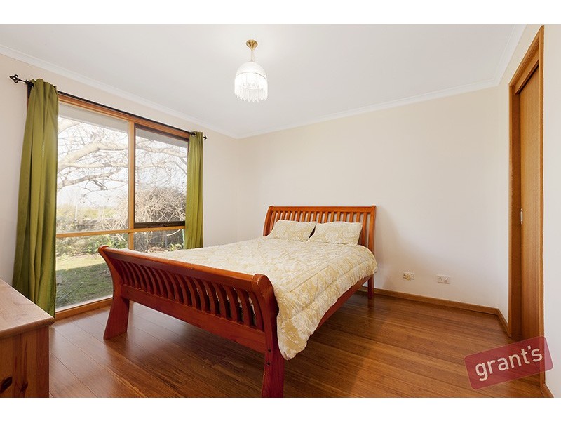 14 Tamarisk Road, Narre Warren VIC 3805