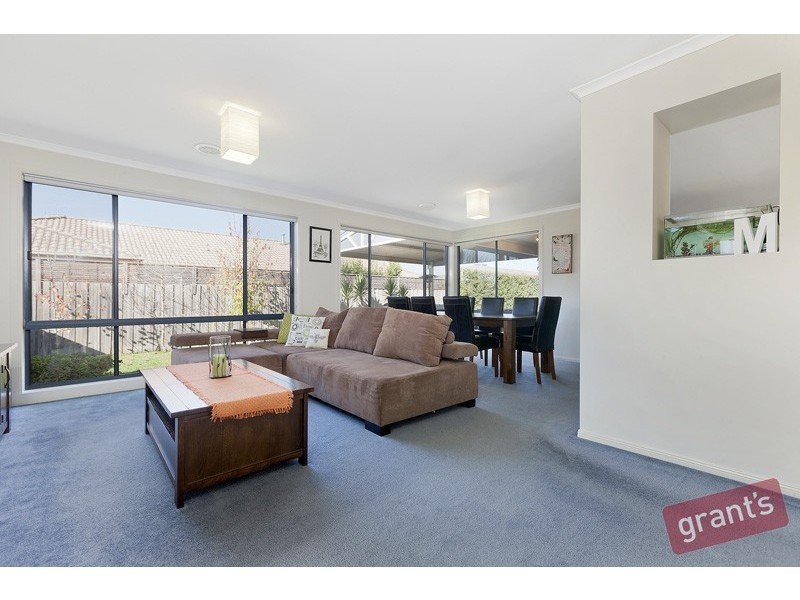 9 Avendon  Court, Narre Warren South VIC 3805