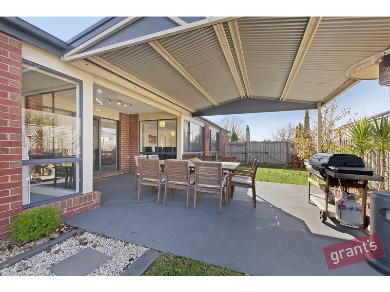 9 Avendon  Court, Narre Warren South VIC 3805