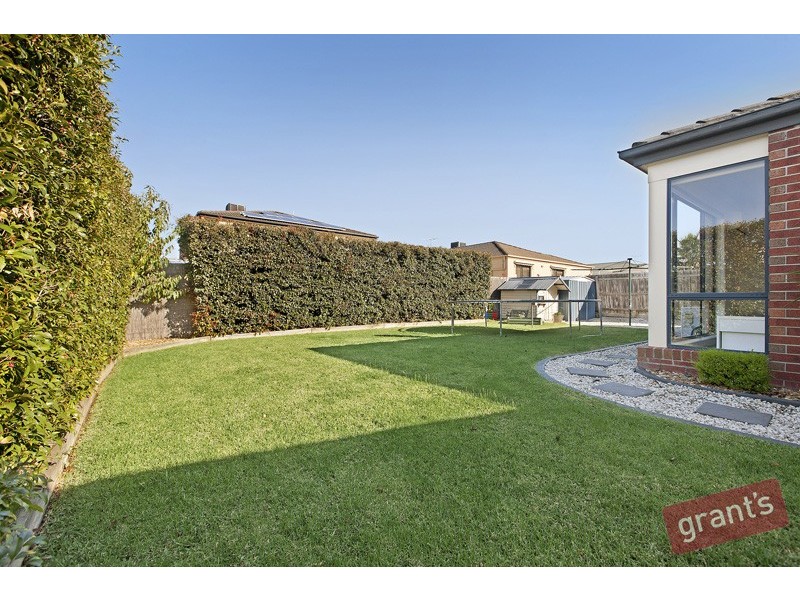 9 Avendon  Court, Narre Warren South VIC 3805