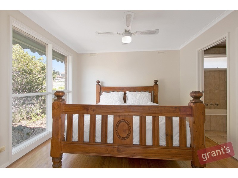 44 Sheoak Street, Doveton VIC 3177