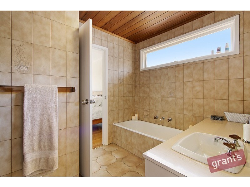 44 Sheoak Street, Doveton VIC 3177