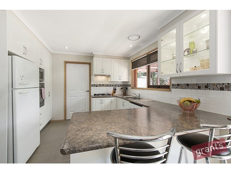 4 Millport Court, Endeavour Hills VIC 3802