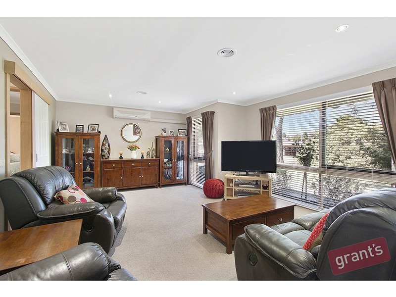 4 Millport Court, Endeavour Hills VIC 3802